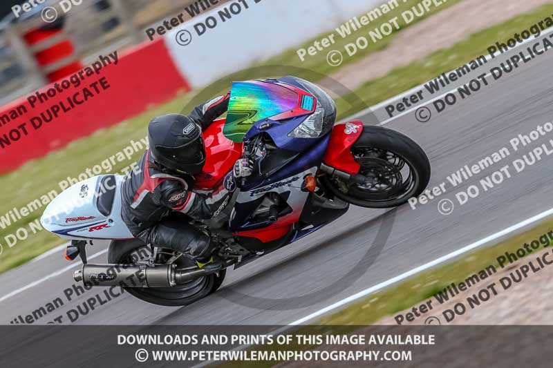 PJ Motorsport Photography;donington no limits trackday;donington park photographs;donington trackday photographs;no limits trackdays;peter wileman photography;trackday digital images;trackday photos